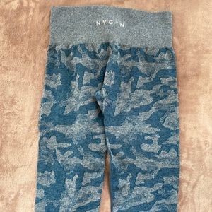 NWOT NVGTN medium camo leggings